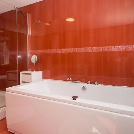 Amazing In Podgrade With Jacuzzi